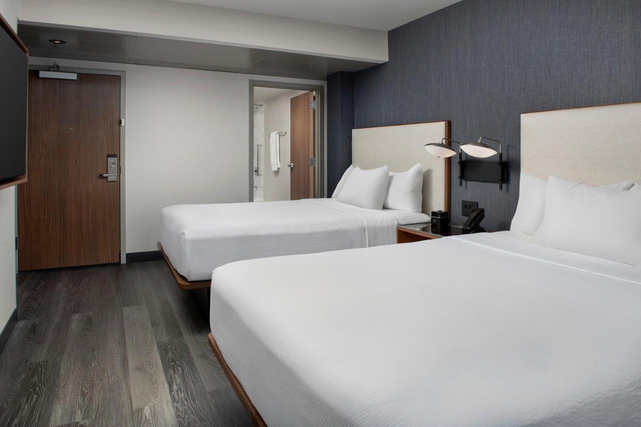 Queen Room with Two Queen Beds - Hearing Accessible,1248842020:JPEG