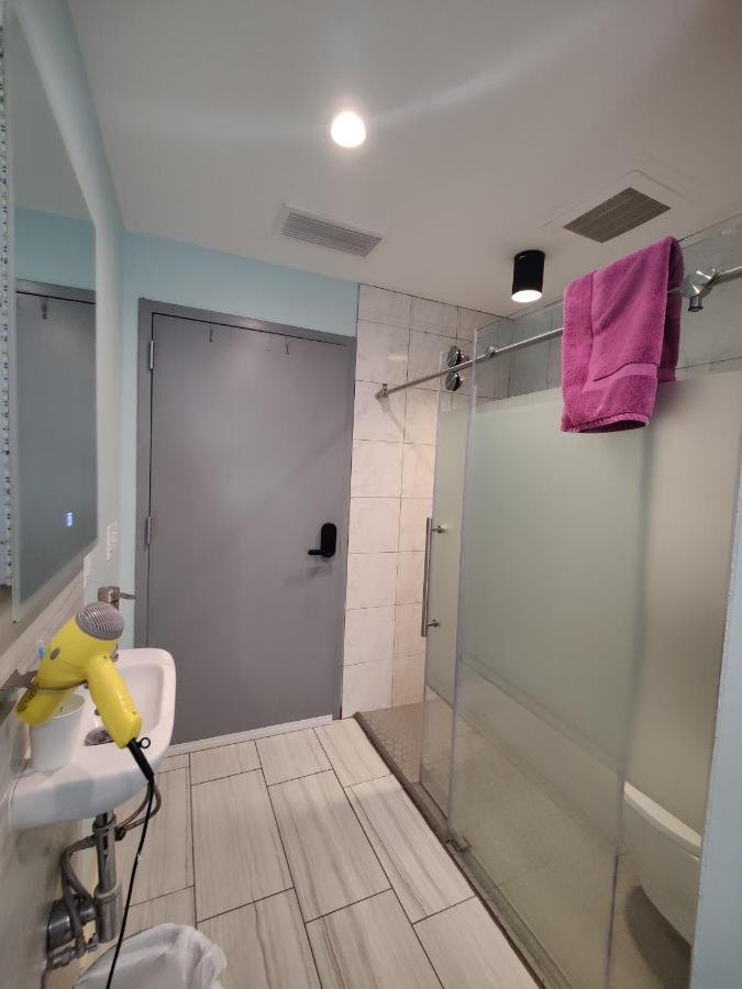 Single Room Private Bathroom,1598953809:JPEG