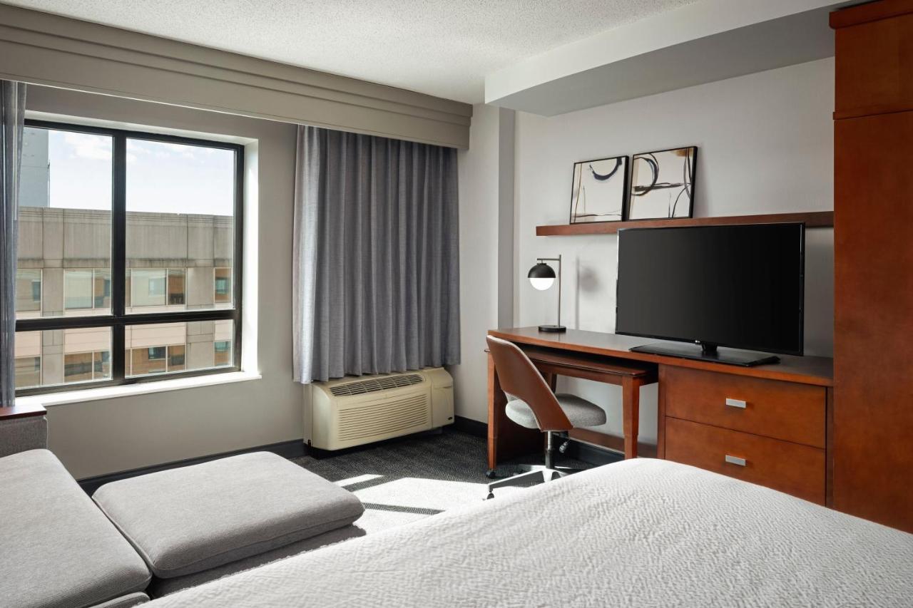 King Room City View Sofa Bed Hearing Accessible