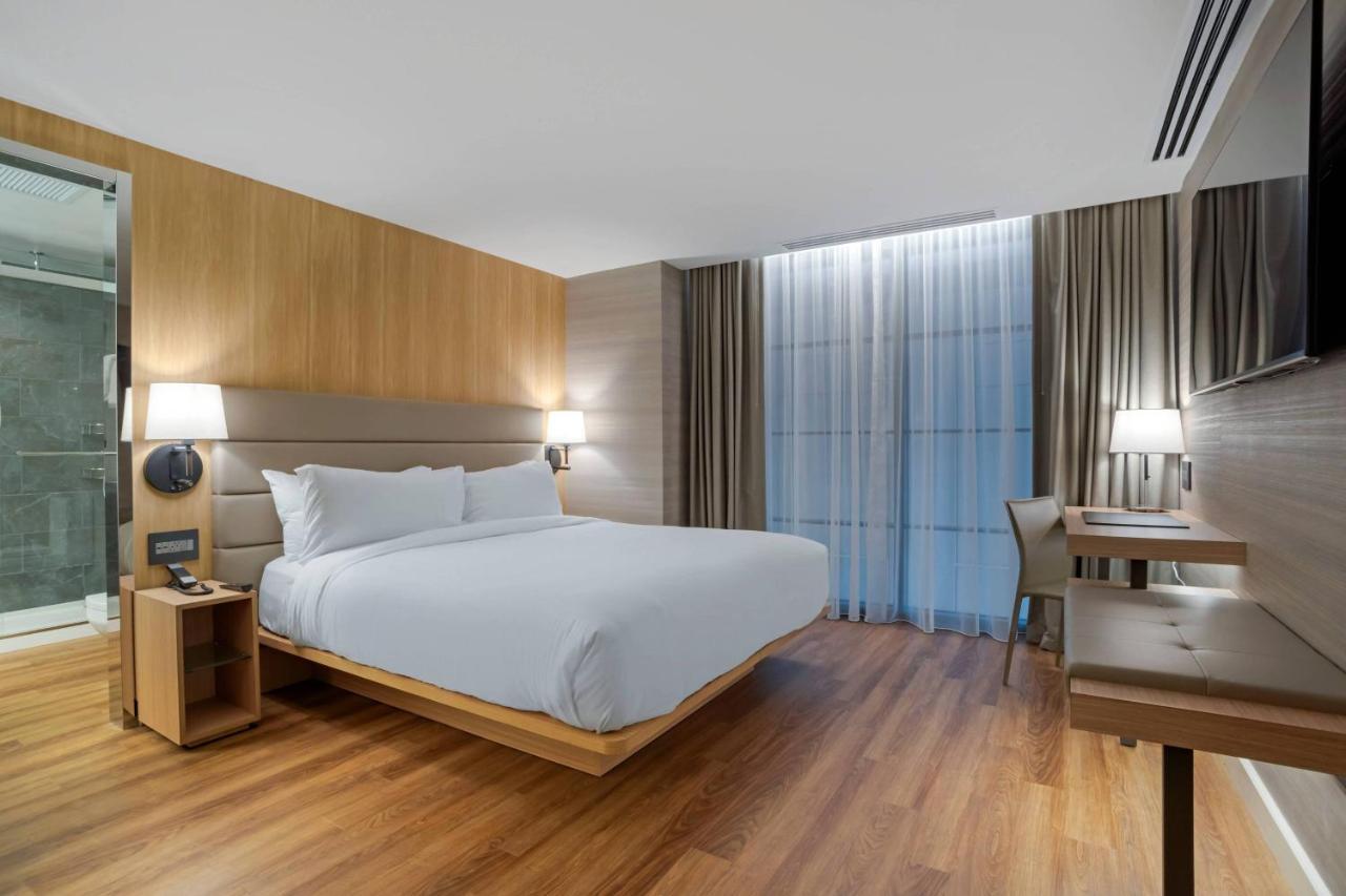 King Room Hearing Accessible