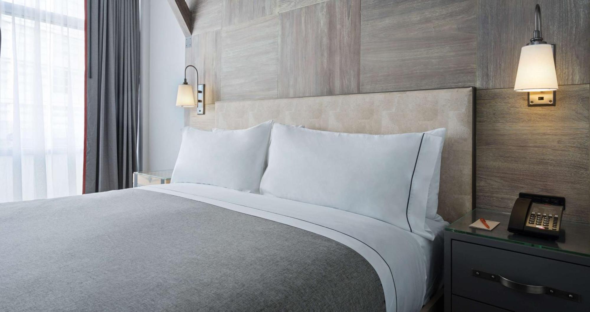 King Room with City View,1552302145:JPEG