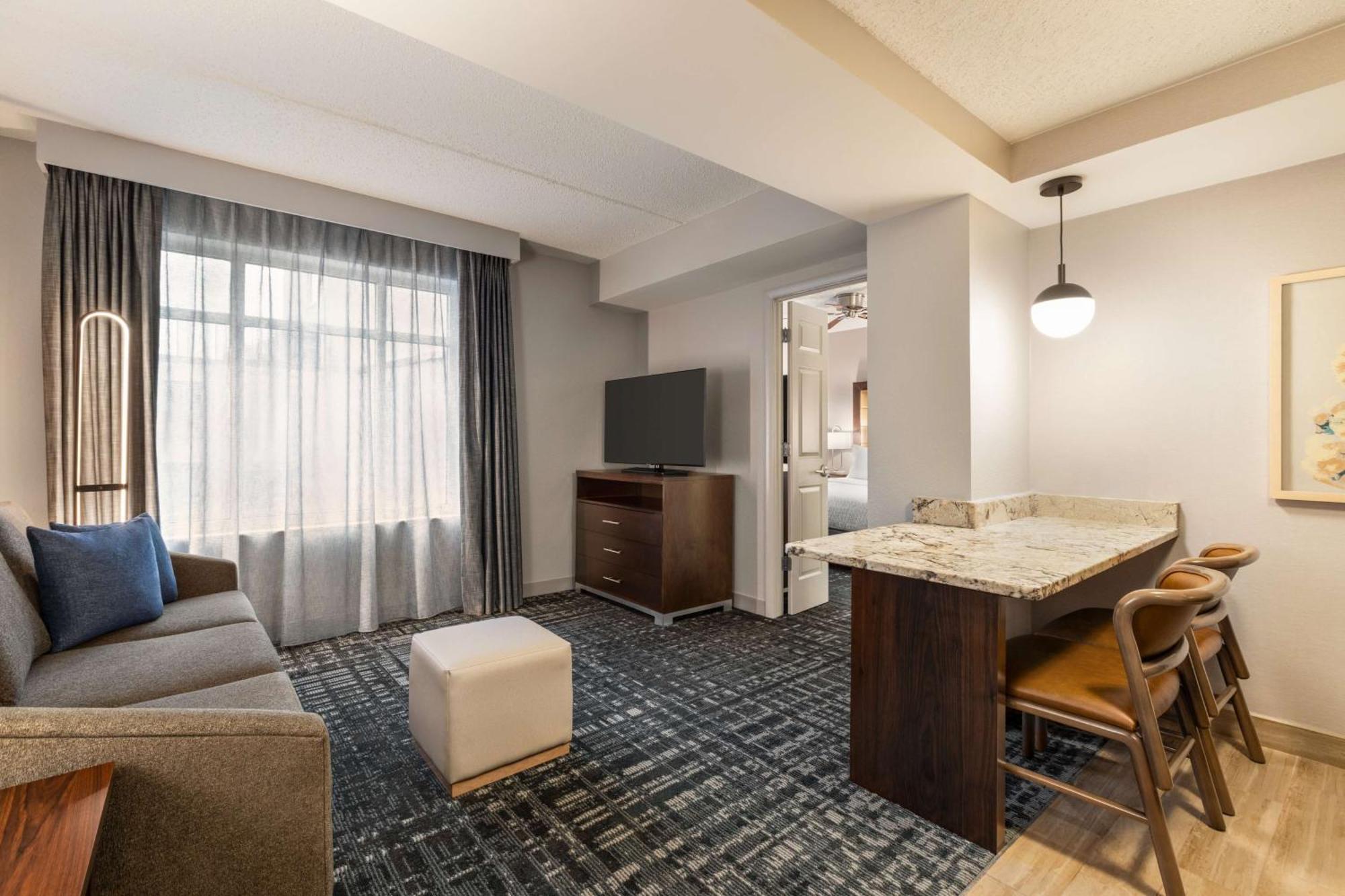 Premium One-Bedroom King Suite Non-Smoking