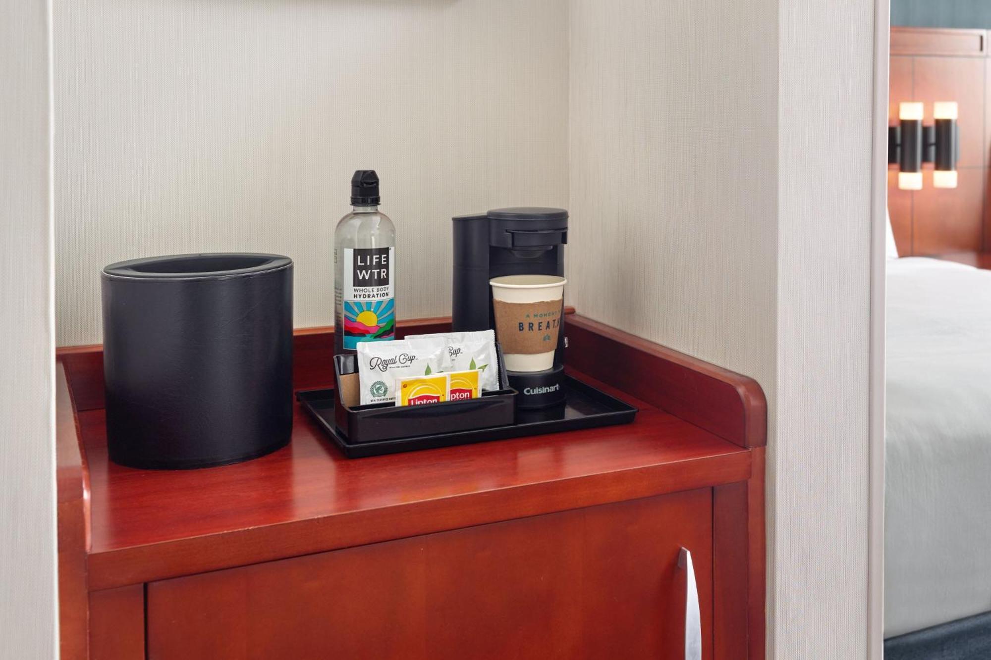 King Room with Sofa Bed,1592900155:JPEG