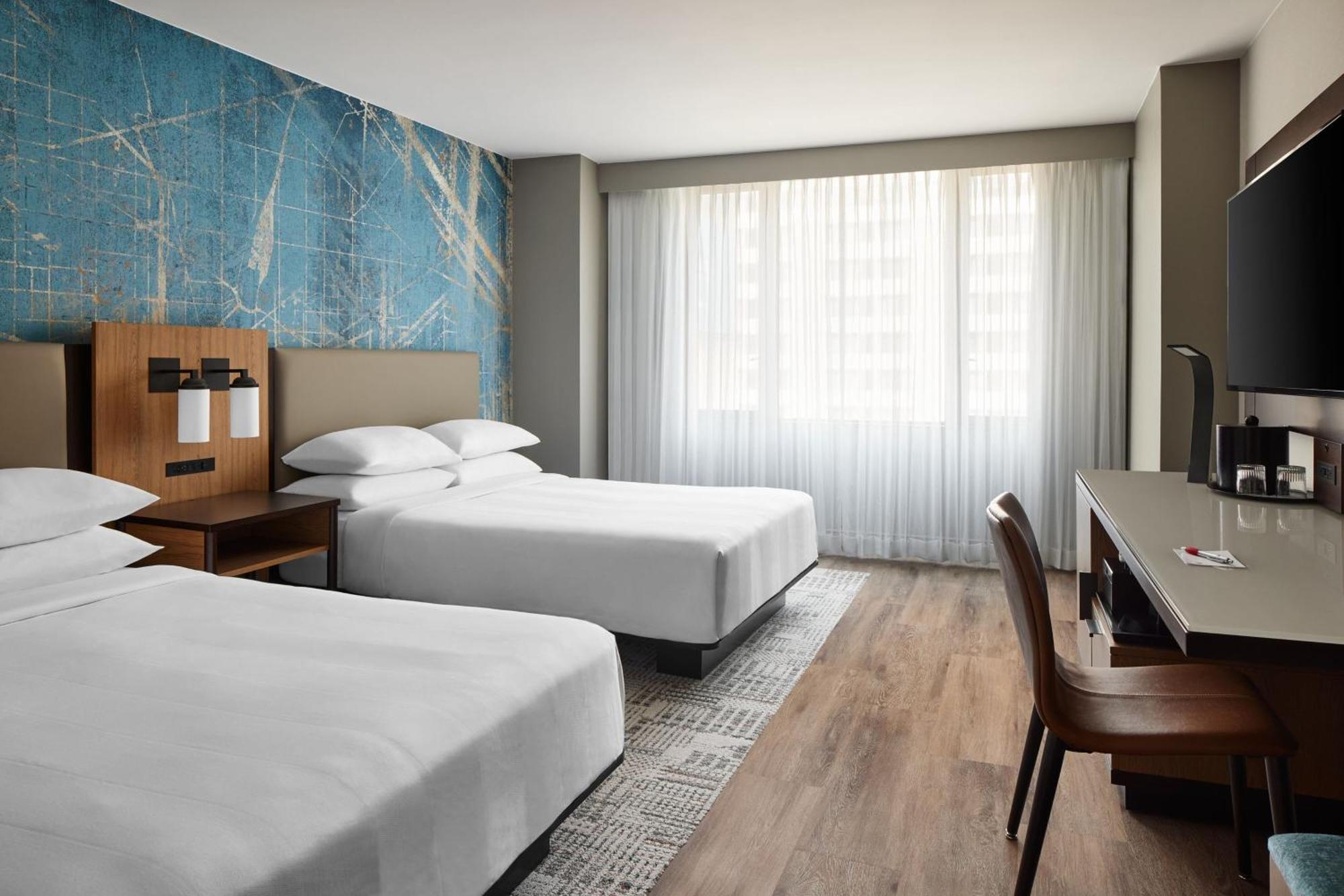Queen Room Two Queen Beds Club Lounge Access