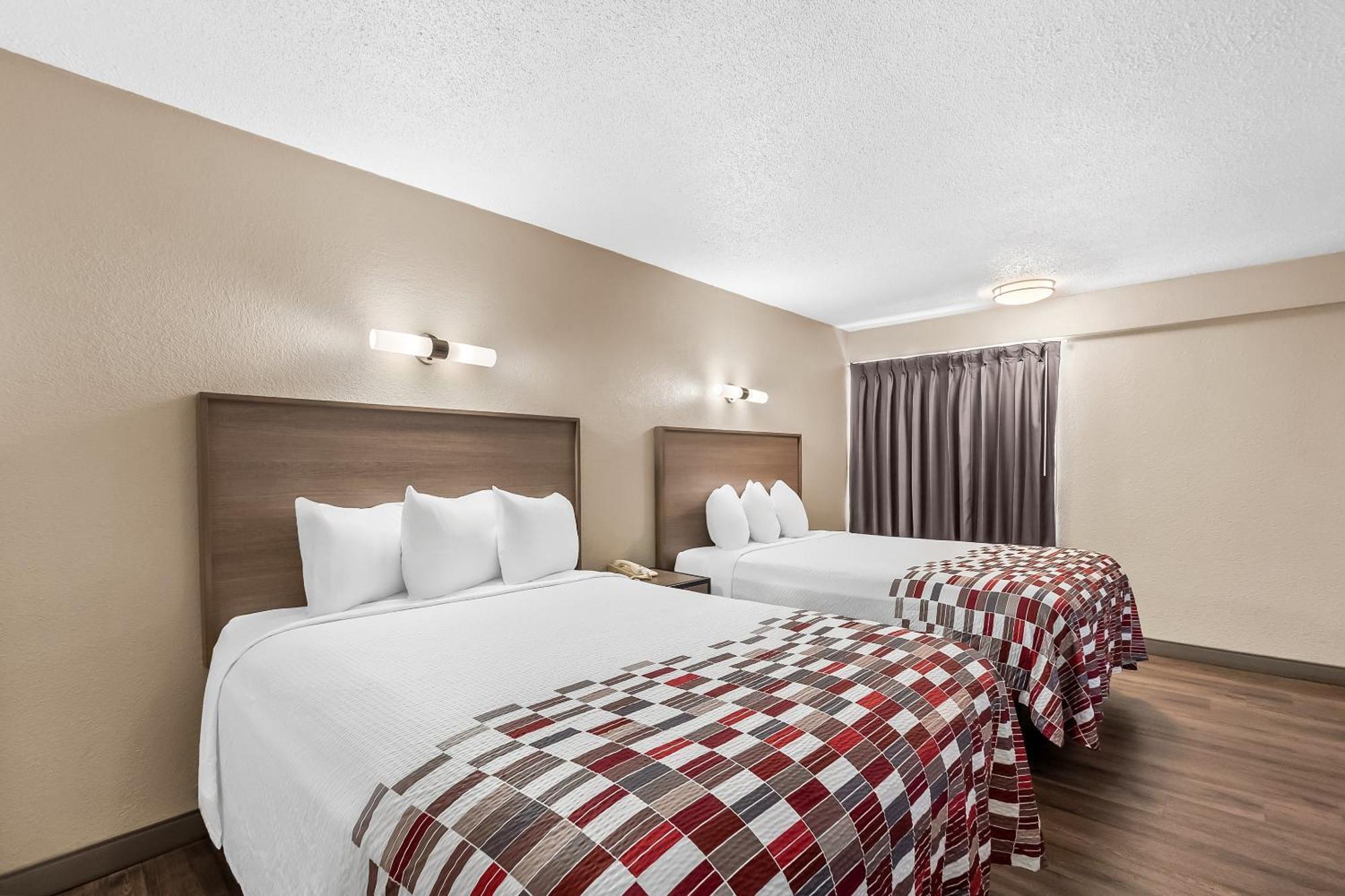 Standard Room with Two Queen Beds Non-Smoking,1691988770:JPEG