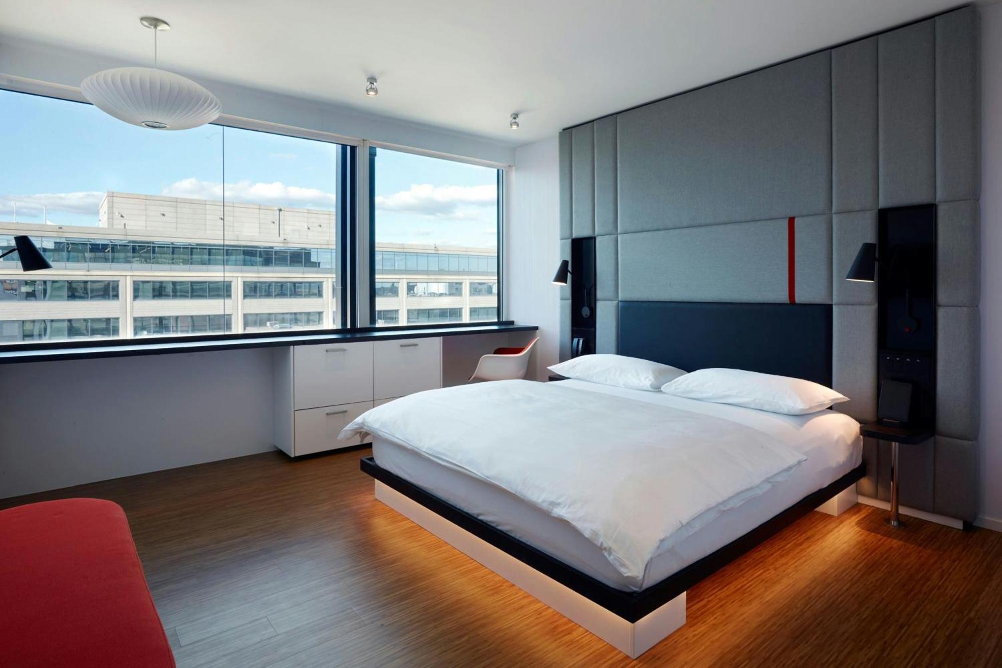 Zimmer mit Kingsize-Bett, barrierefrei