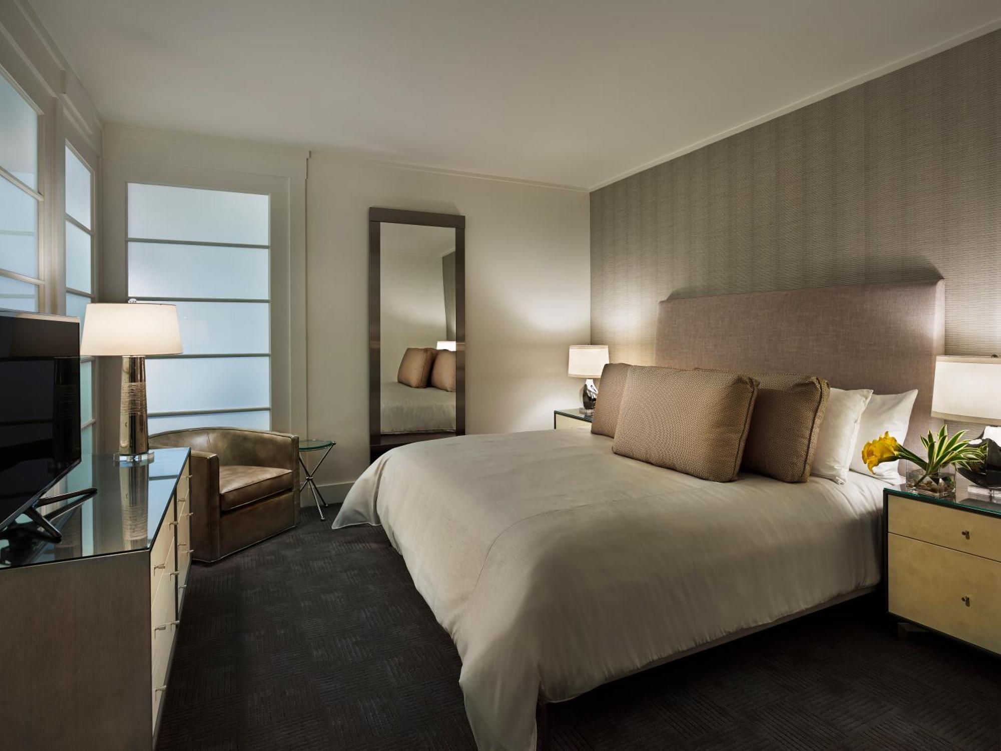 Two- Bedroom Platinum Suite,1525911031:JPEG