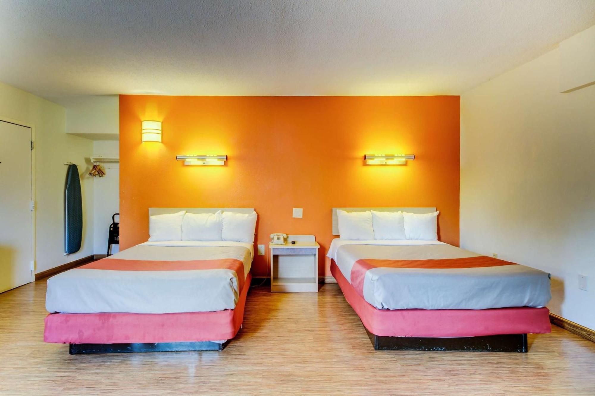 Quadruple Room Disability Access Non-Smoking,704209078:JPEG
