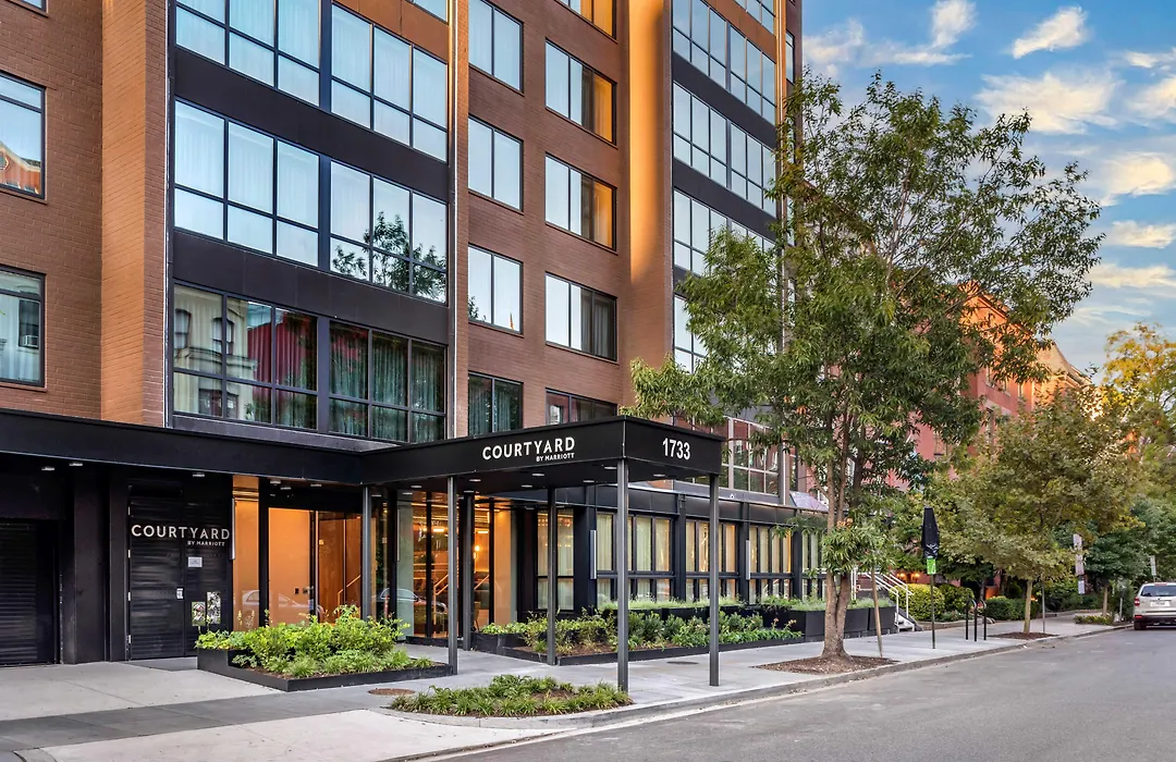 Courtyard By Marriott Washington, Dc Dupont Circle-1