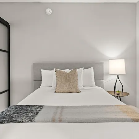 Coda On Half, A Placemakr Experience - Navy Yard-3