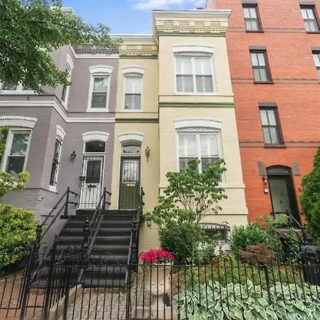 Logan Circle Living-2