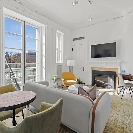 Placemakr Dupont Circle-3