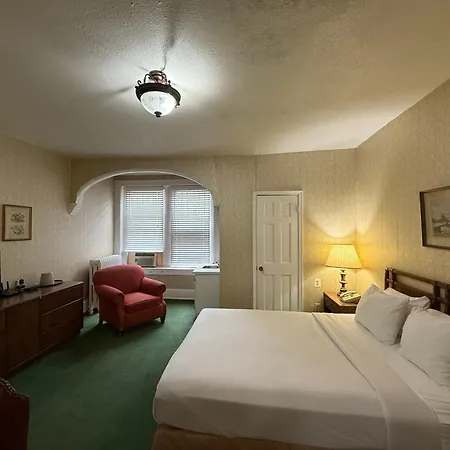 Windsor Inn Hotel-2