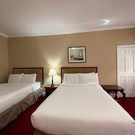 The Baron Hotel-3