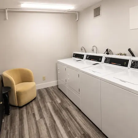 Global Luxury Suites At Georgetown-3