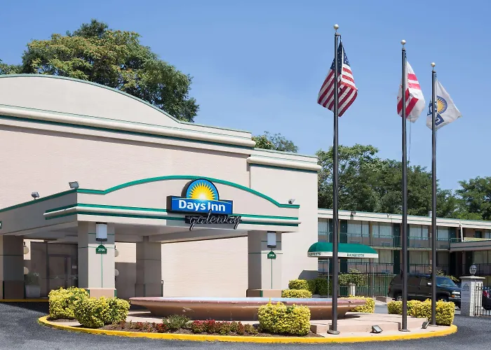 Days Inn By Wyndham Washington Dc/Gateway