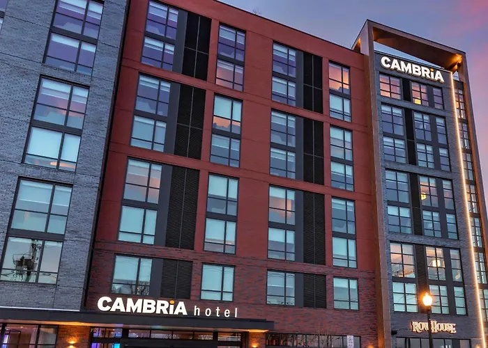 Cambria Hotel Washington Dc Navy Yard Riverfront