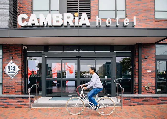 Cambria Hotel Washington Dc Navy Yard Riverfront
